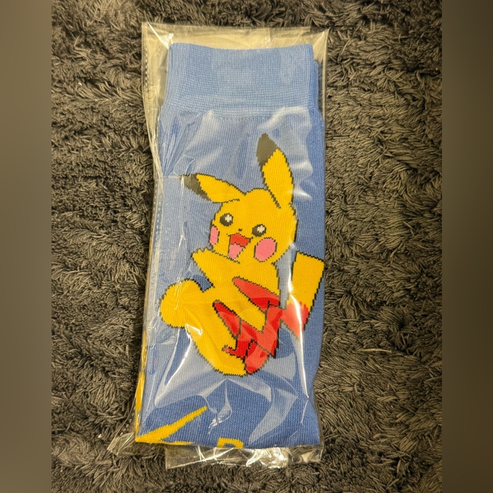 New! Pikachu Blue Socks - Picture 3 of 3